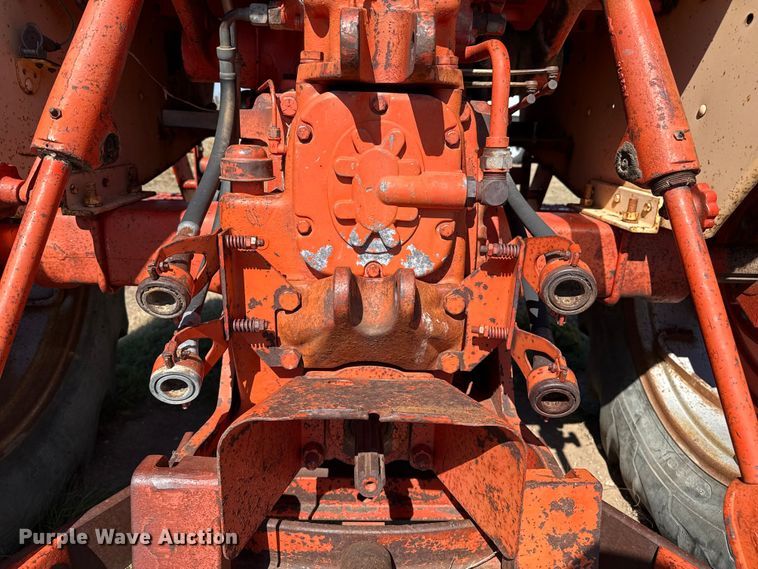 image for item EP0689 1965 Case 941 tractor