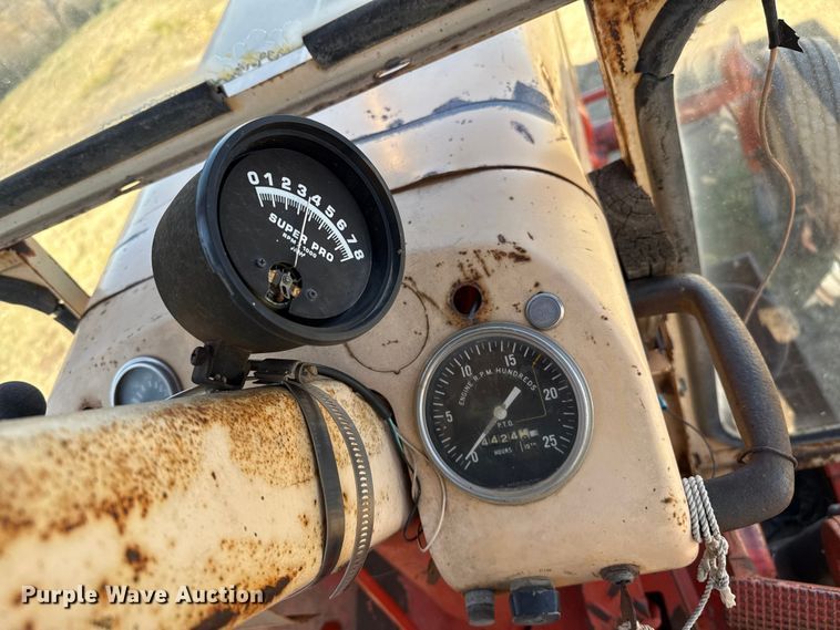 image for item EP0689 1965 Case 941 tractor