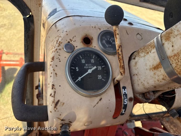 image for item EP0689 1965 Case 941 tractor