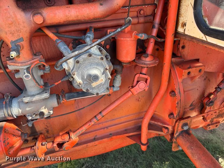 image for item EP0689 1965 Case 941 tractor