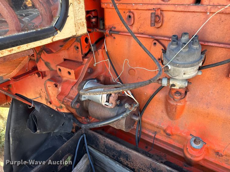 image for item EP0689 1965 Case 941 tractor