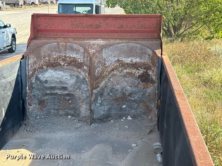 image for item EP0691 Roto-Mix 802-19 manure spreader bed