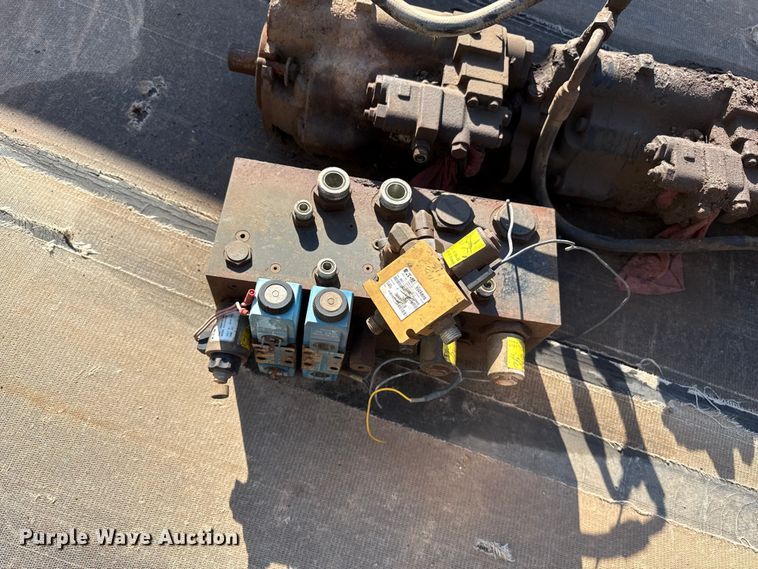 image for item EP0691 Roto-Mix 802-19 manure spreader bed