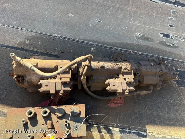 image for item EP0691 Roto-Mix 802-19 manure spreader bed