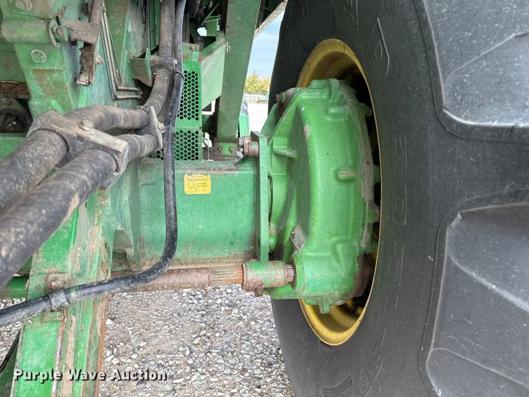 image for item EP0704 1994 John Deere 9600 combine