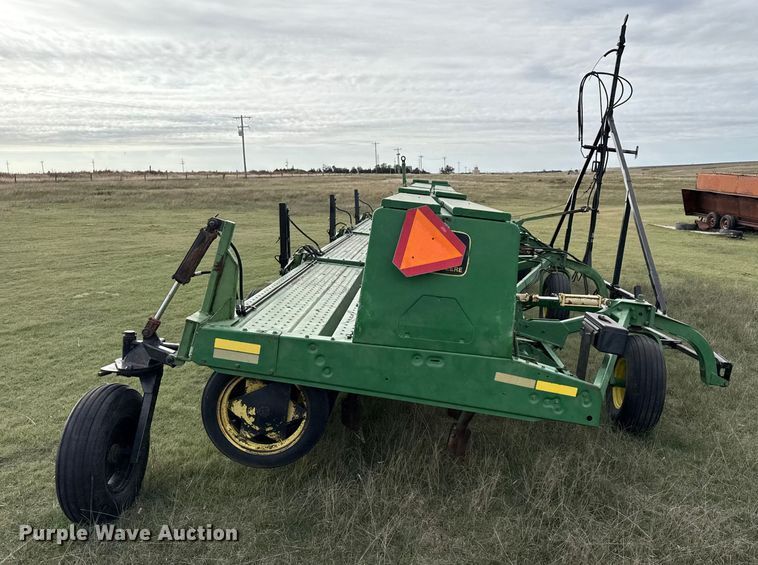image for item EP0705 John Deere 9300 grain drill