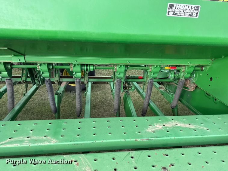 image for item EP0705 John Deere 9300 grain drill