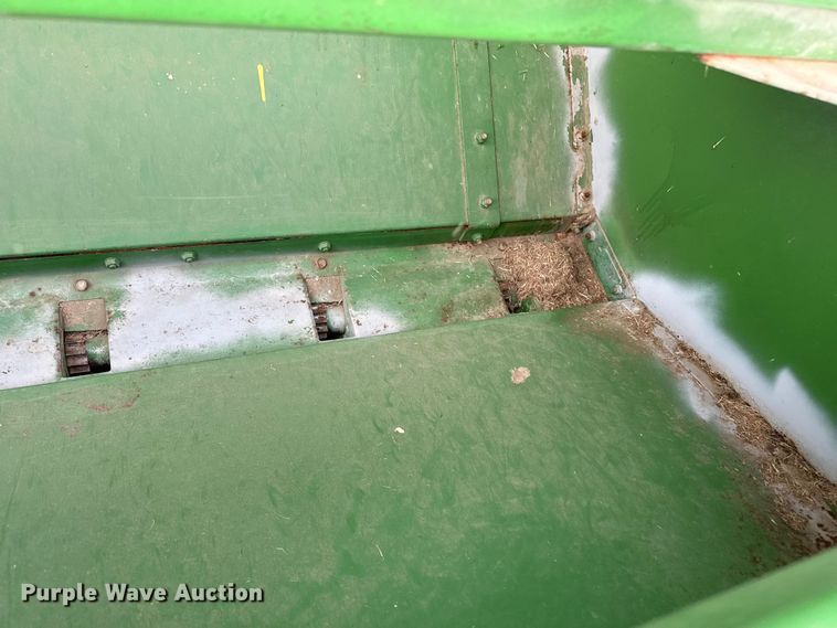 image for item EP0705 John Deere 9300 grain drill
