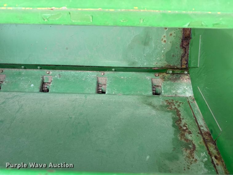 image for item EP0705 John Deere 9300 grain drill