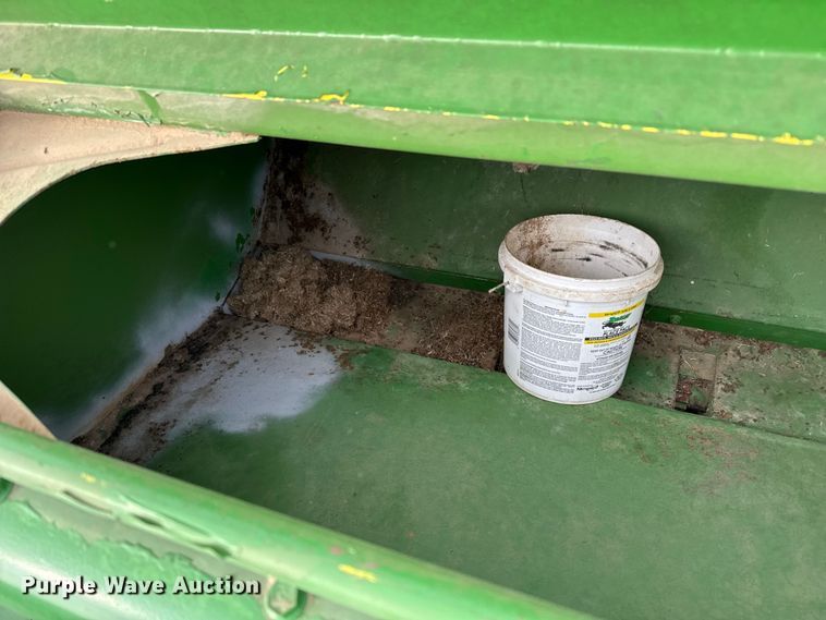 image for item EP0705 John Deere 9300 grain drill