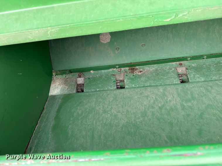 image for item EP0705 John Deere 9300 grain drill