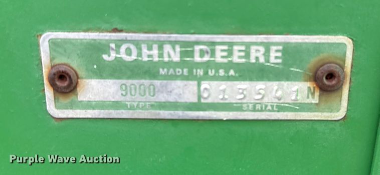 image for item EP0705 John Deere 9300 grain drill