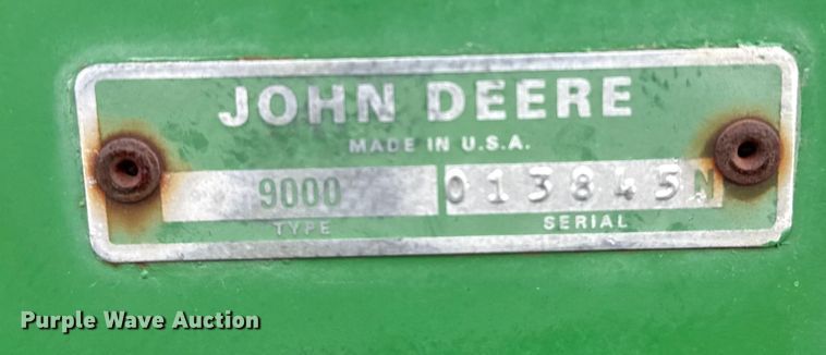 image for item EP0705 John Deere 9300 grain drill