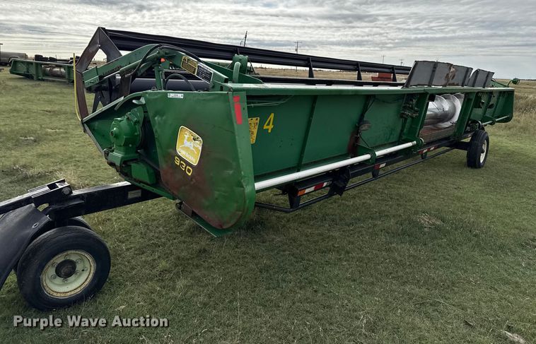 image for item EP0706 John Deere 930 rigid head