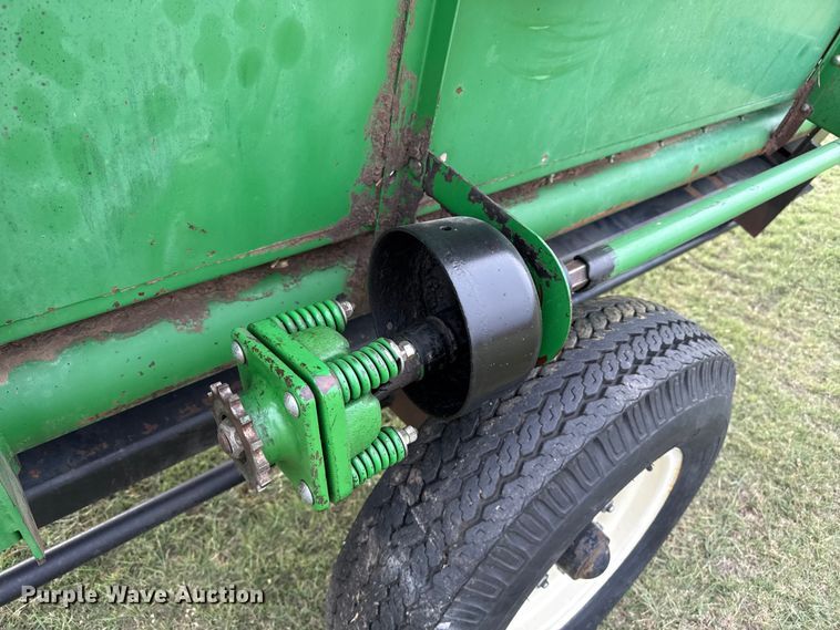 image for item EP0706 John Deere 930 rigid head