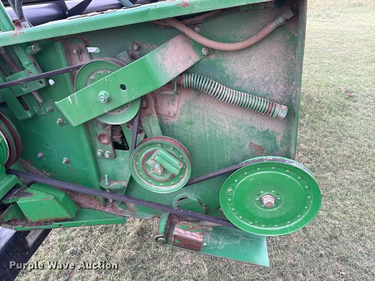 image for item EP0706 John Deere 930 rigid head
