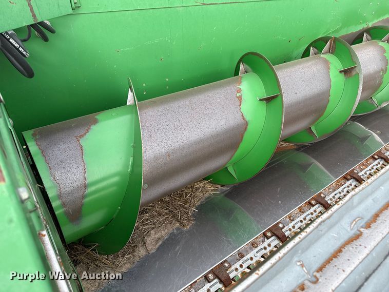 image for item EP0706 John Deere 930 rigid head