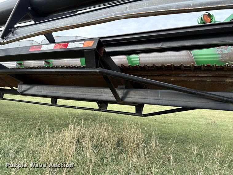 image for item EP0706 John Deere 930 rigid head