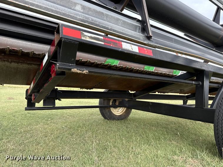 image for item EP0706 John Deere 930 rigid head