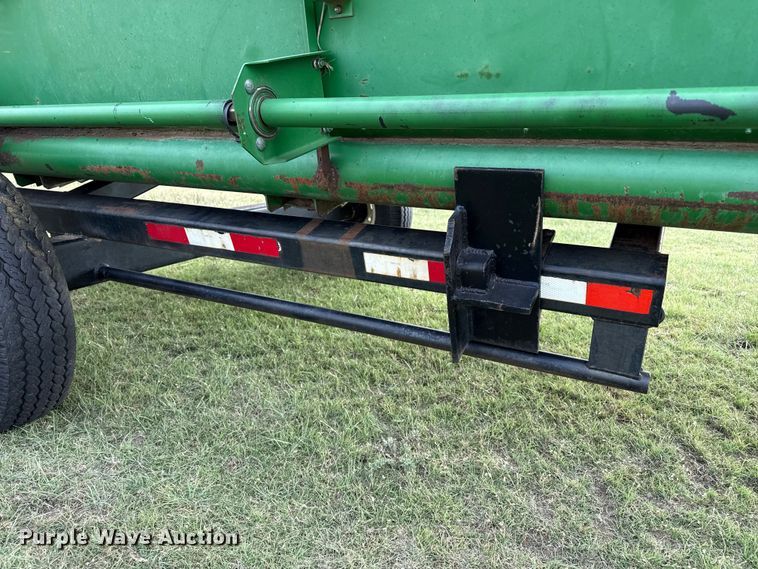 image for item EP0706 John Deere 930 rigid head