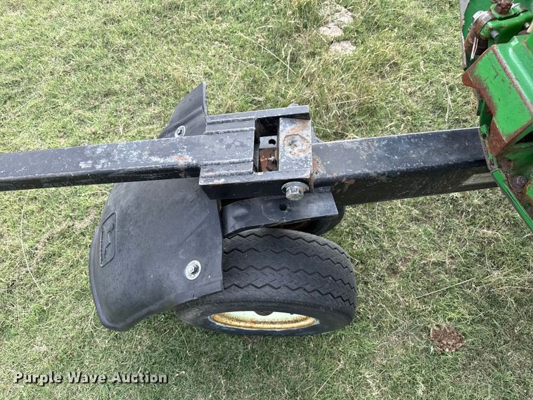 image for item EP0706 John Deere 930 rigid head