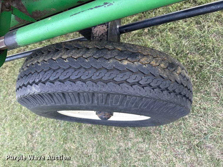 image for item EP0706 John Deere 930 rigid head