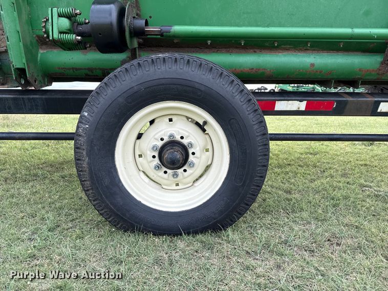 image for item EP0706 John Deere 930 rigid head