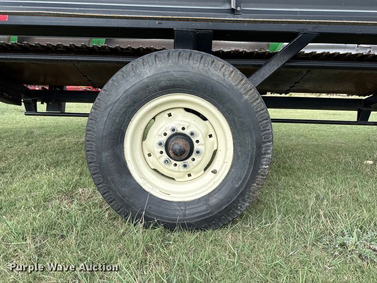 image for item EP0706 John Deere 930 rigid head