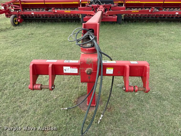 image for item EP0707 Sunflower 9433 grain drill