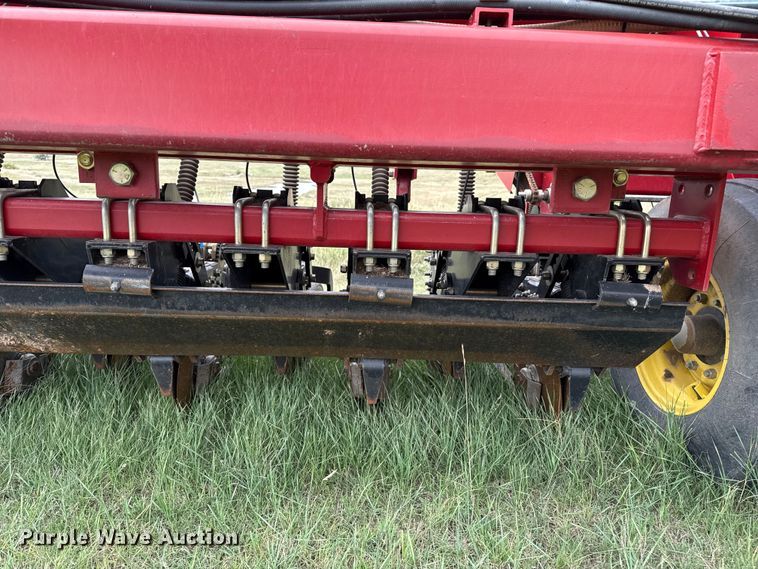 image for item EP0707 Sunflower 9433 grain drill