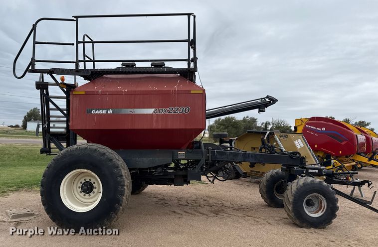 image for item EP0710 Case IH ADX 2230 air commodity cart