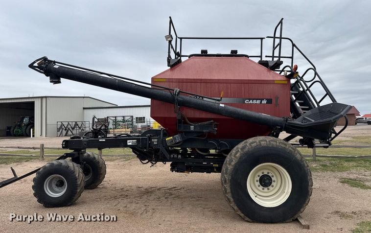image for item EP0710 Case IH ADX 2230 air commodity cart