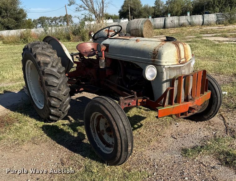 image for item EP0722 1951 Ford 8N tractor