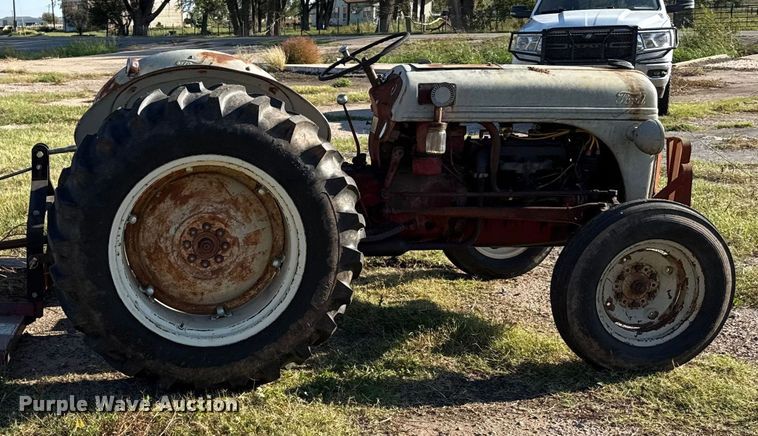 image for item EP0722 1951 Ford 8N tractor