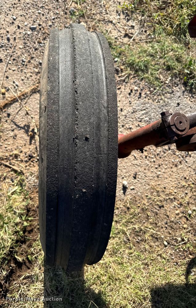 image for item EP0722 1951 Ford 8N tractor