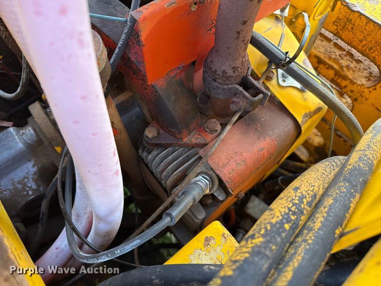 image for item EP0724 1975 Ford CL20 skid steer loader