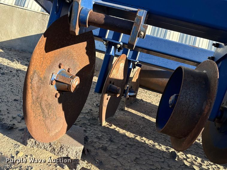 image for item EP0739 Pronghorn pivot track filler