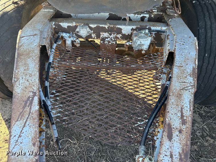 image for item EP0742 Hay trailer