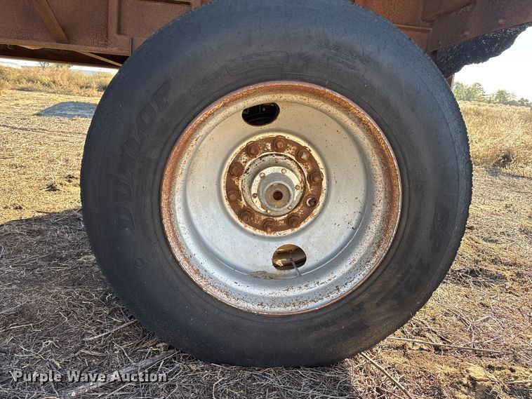 image for item EP0742 Hay trailer