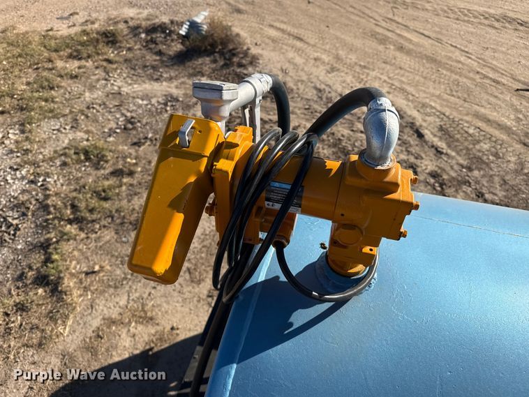 image for item EP0757 Shop built fuel trailer