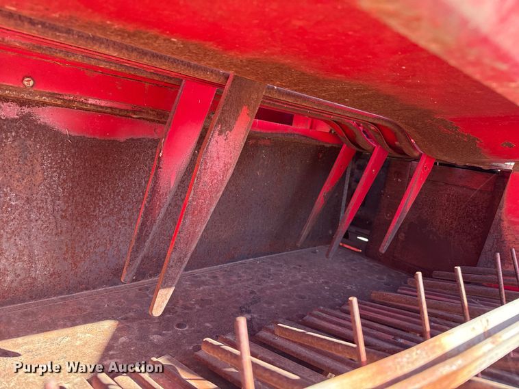 image for item EP0760 Massey Ferguson 12 small square baler