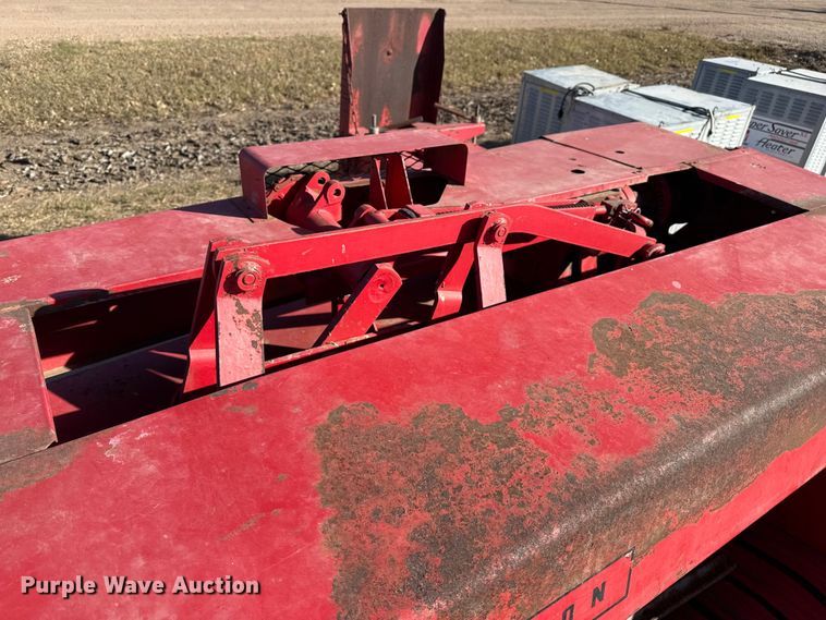 image for item EP0760 Massey Ferguson 12 small square baler