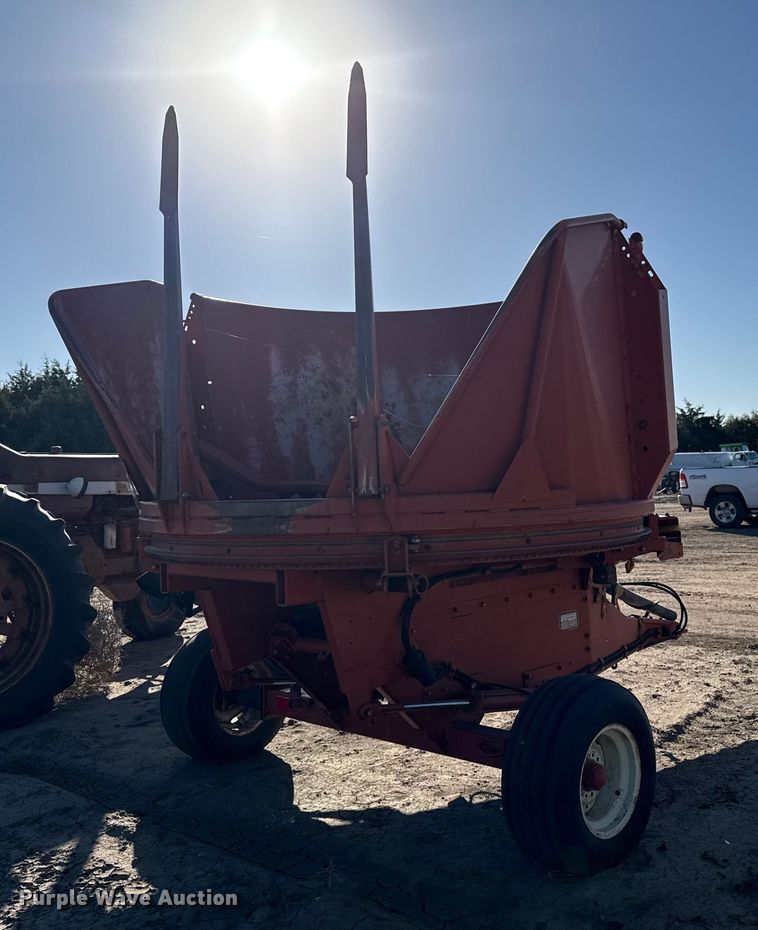 image for item EP0762 Hesston BP25 bale processor