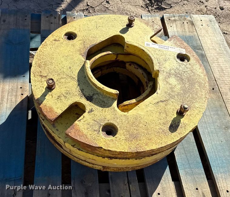 image for item EP0763 (13) tractor wheel weights