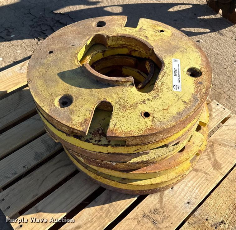 image for item EP0767 (7) tractor wheel weights
