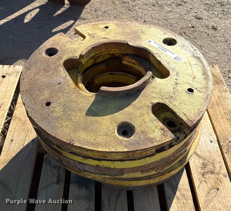 image for item EP0767 (7) tractor wheel weights