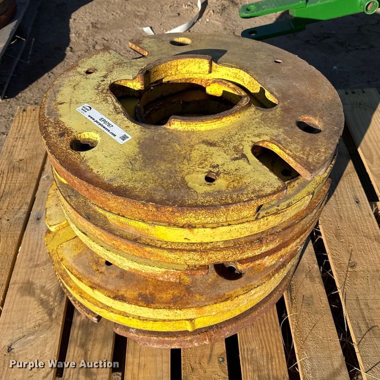 image for item EP0767 (7) tractor wheel weights