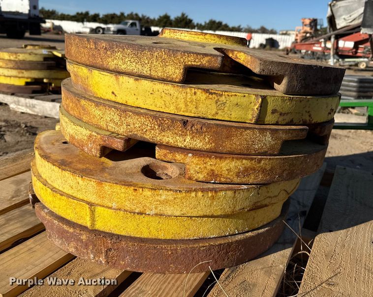 image for item EP0767 (7) tractor wheel weights