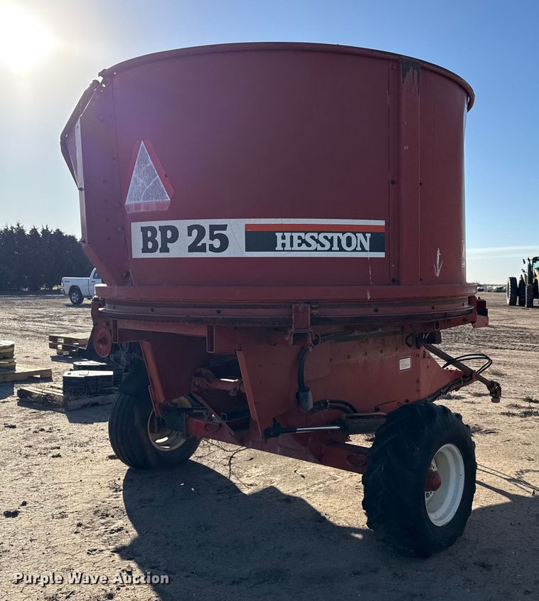 image for item EP0770 Hesston BP25 bale processor
