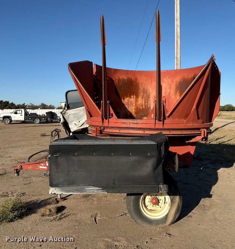 image for item EP0770 Hesston BP25 bale processor